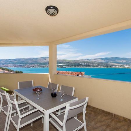 Apartments Bluesky Trogir Exterior foto