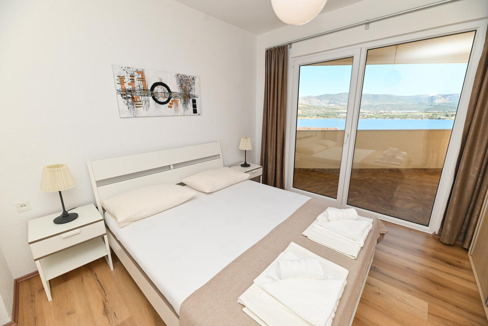 Apartments Bluesky Trogir Exterior foto