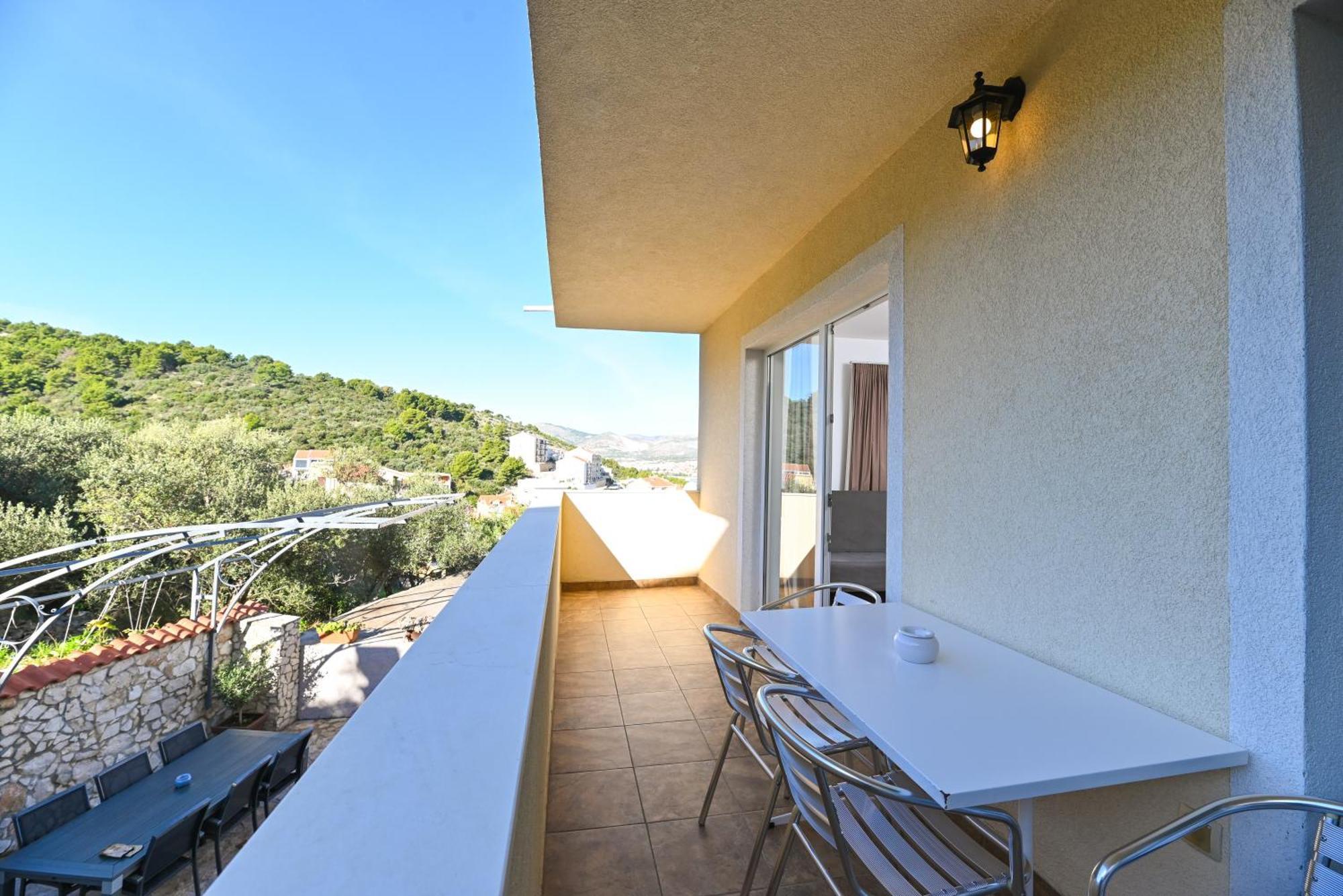 Apartments Bluesky Trogir Exterior foto