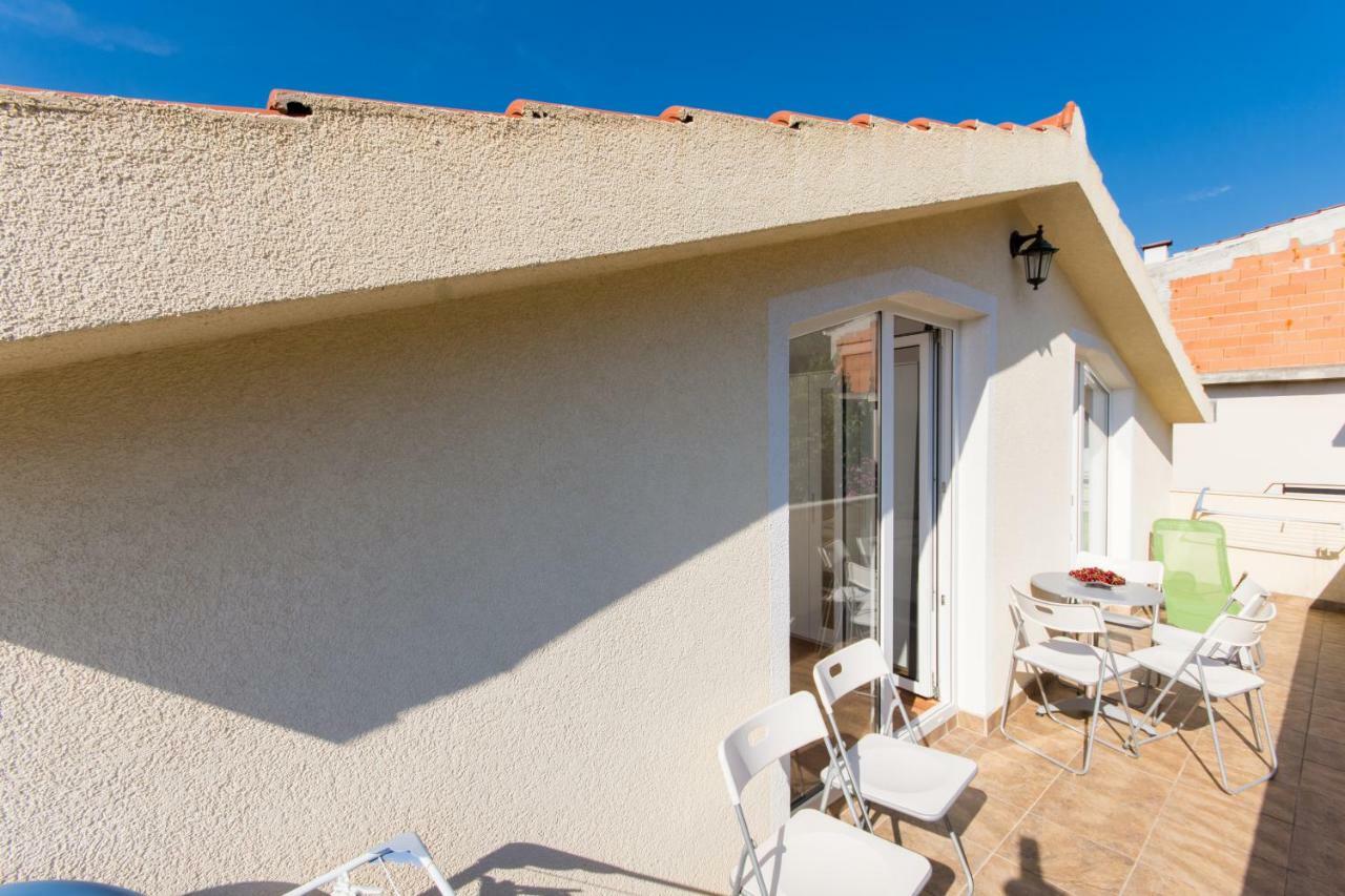 Apartments Bluesky Trogir Exterior foto