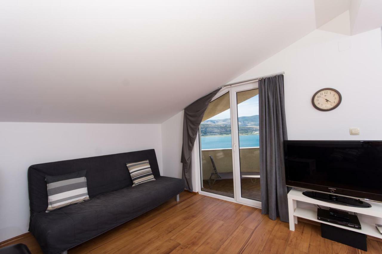 Apartments Bluesky Trogir Exterior foto