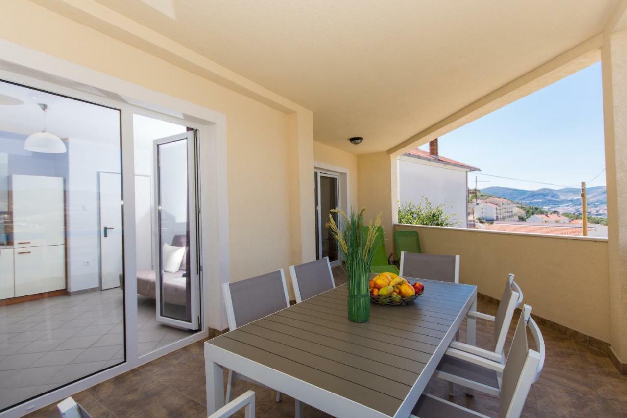 Apartments Bluesky Trogir Exterior foto