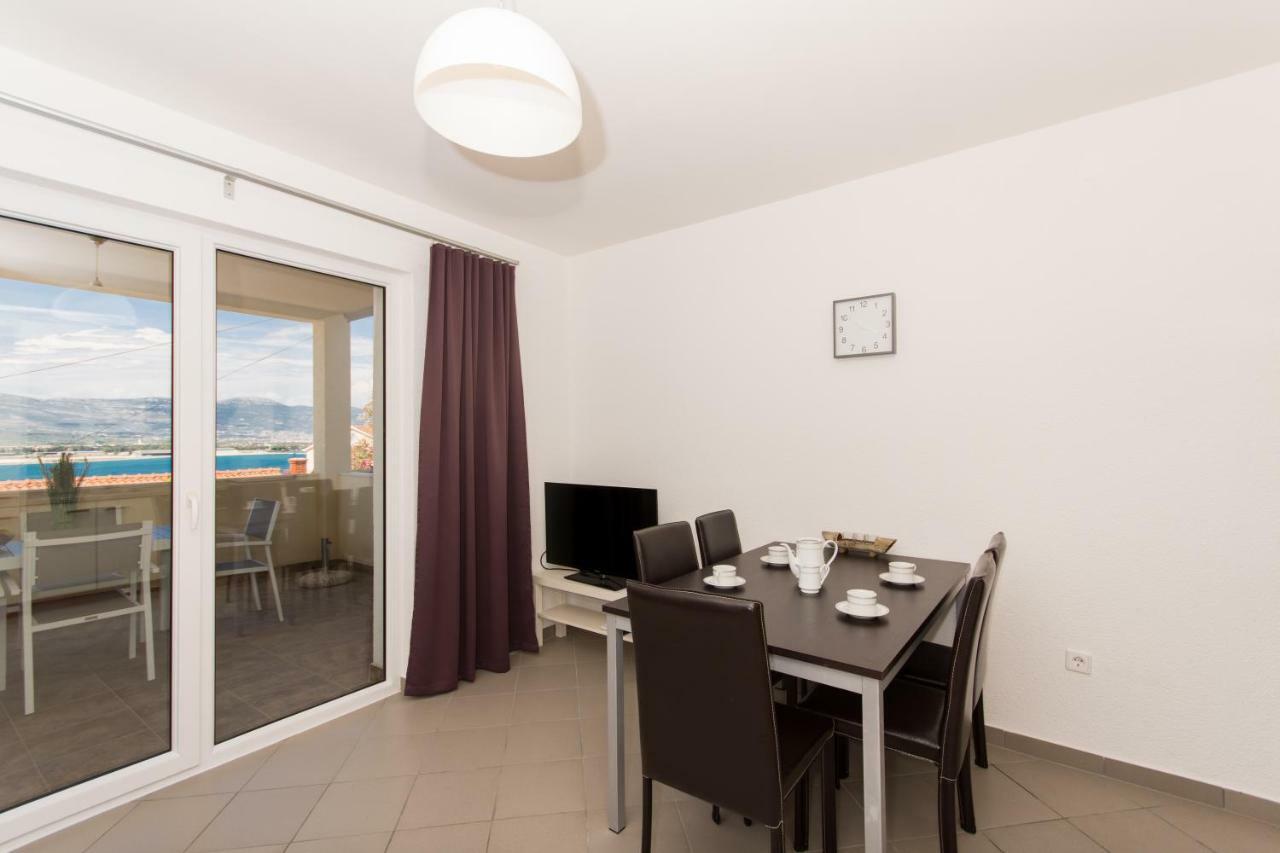 Apartments Bluesky Trogir Exterior foto