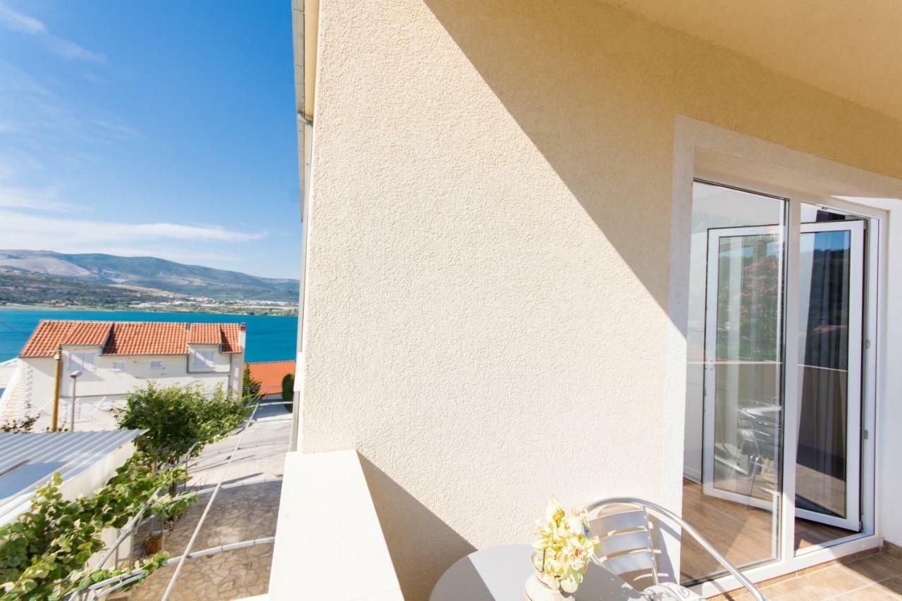 Apartments Bluesky Trogir Exterior foto